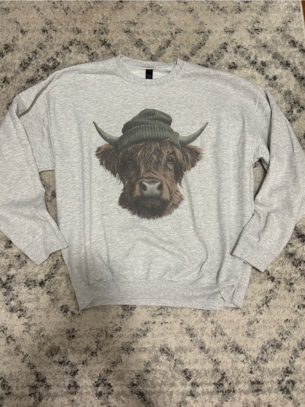 Gildan Gray Crewneck Sweater with Cow Graphic